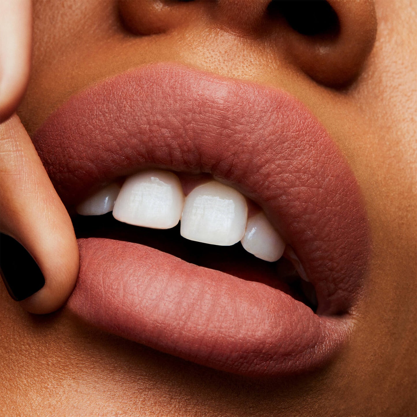 MAC Meet your Matte Powder Kiss