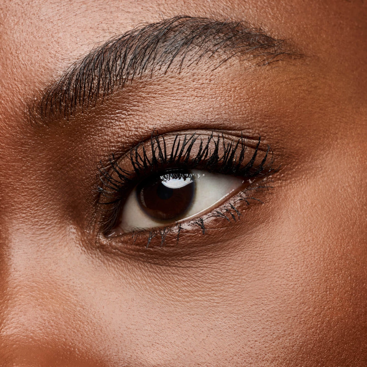 Yves Saint Laurent YSL ON STAGE Volume Effet Faux Cils Radical