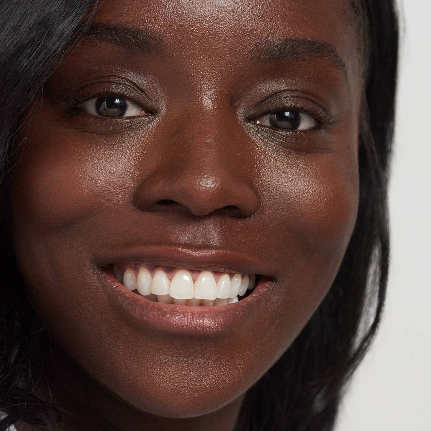 ZOEVA Authentik Skin