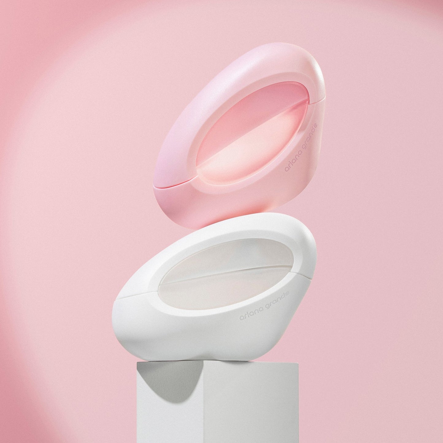 Ariana Grande MOD Blush Eau de Parfum