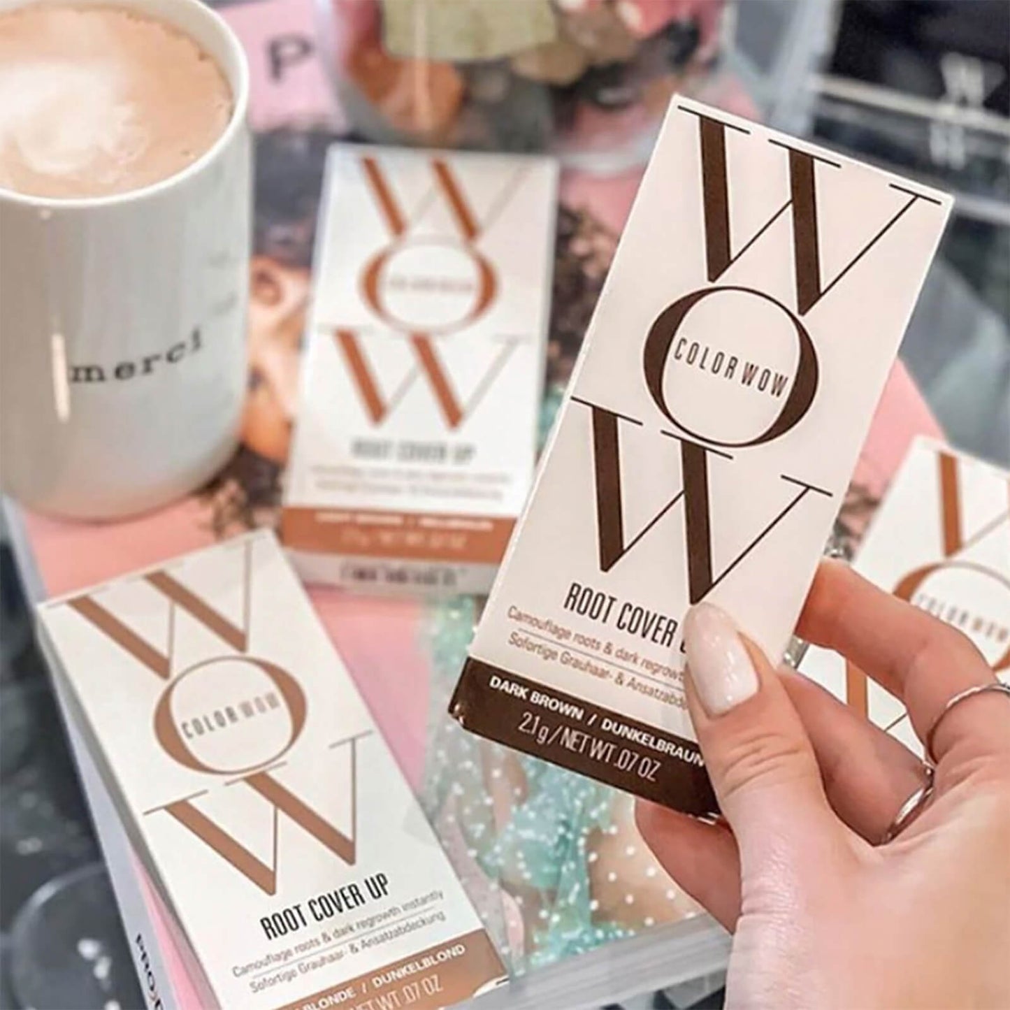 COLOR WOW Root Cover Up