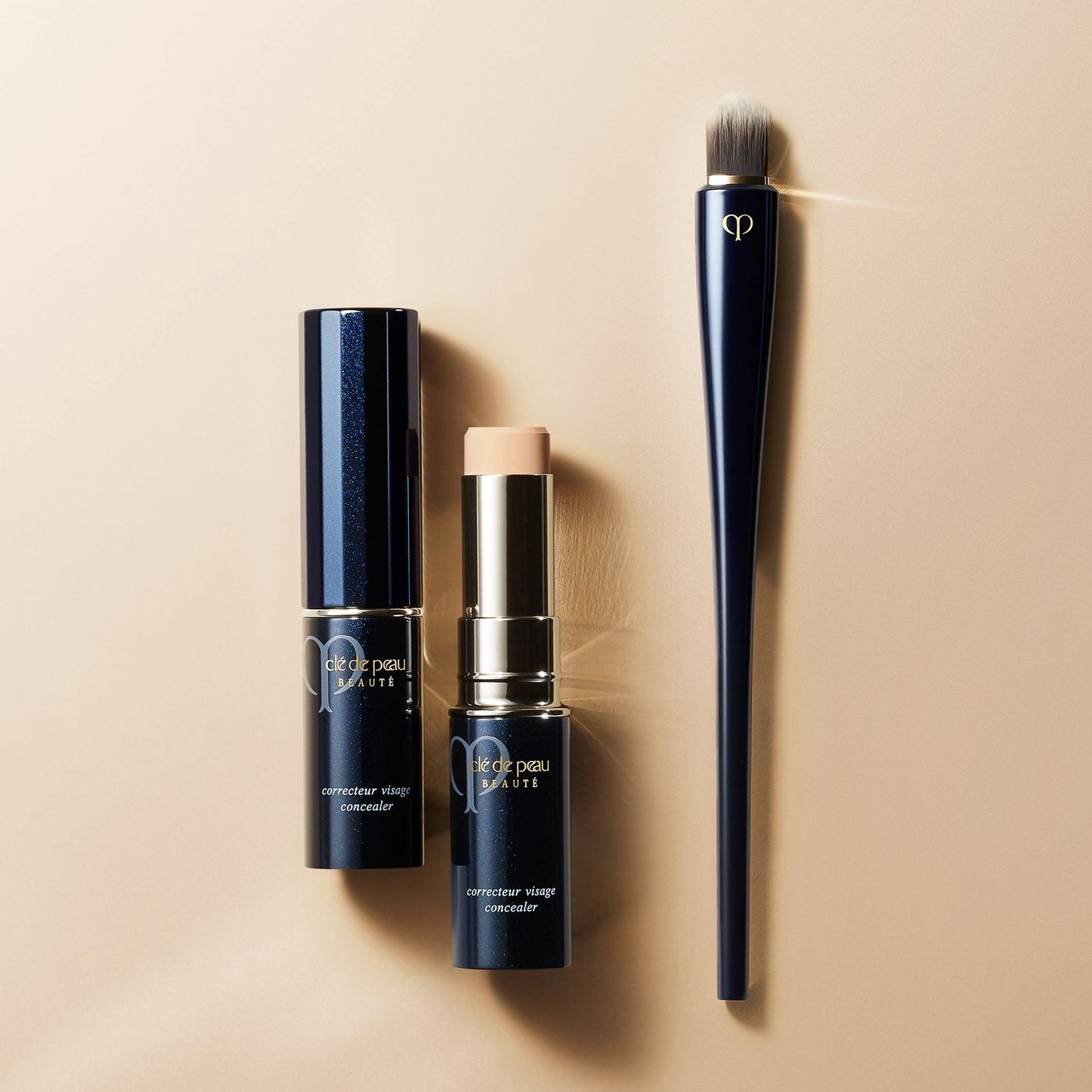 Clé de Peau Beauté Concealer Brush