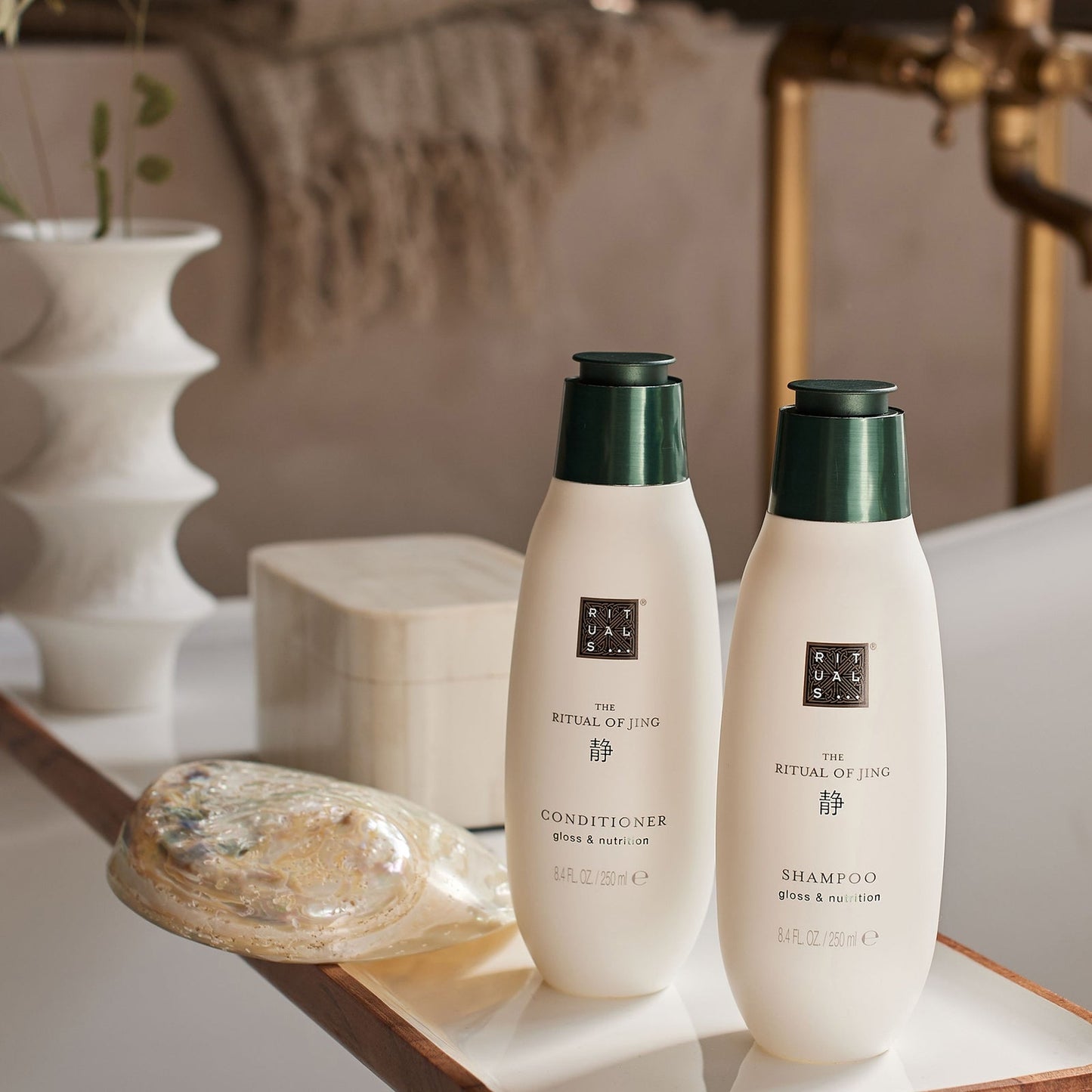 Rituals The Ritual of Jing Subtle Floral Lotus & Jujube Shampoo 250ml