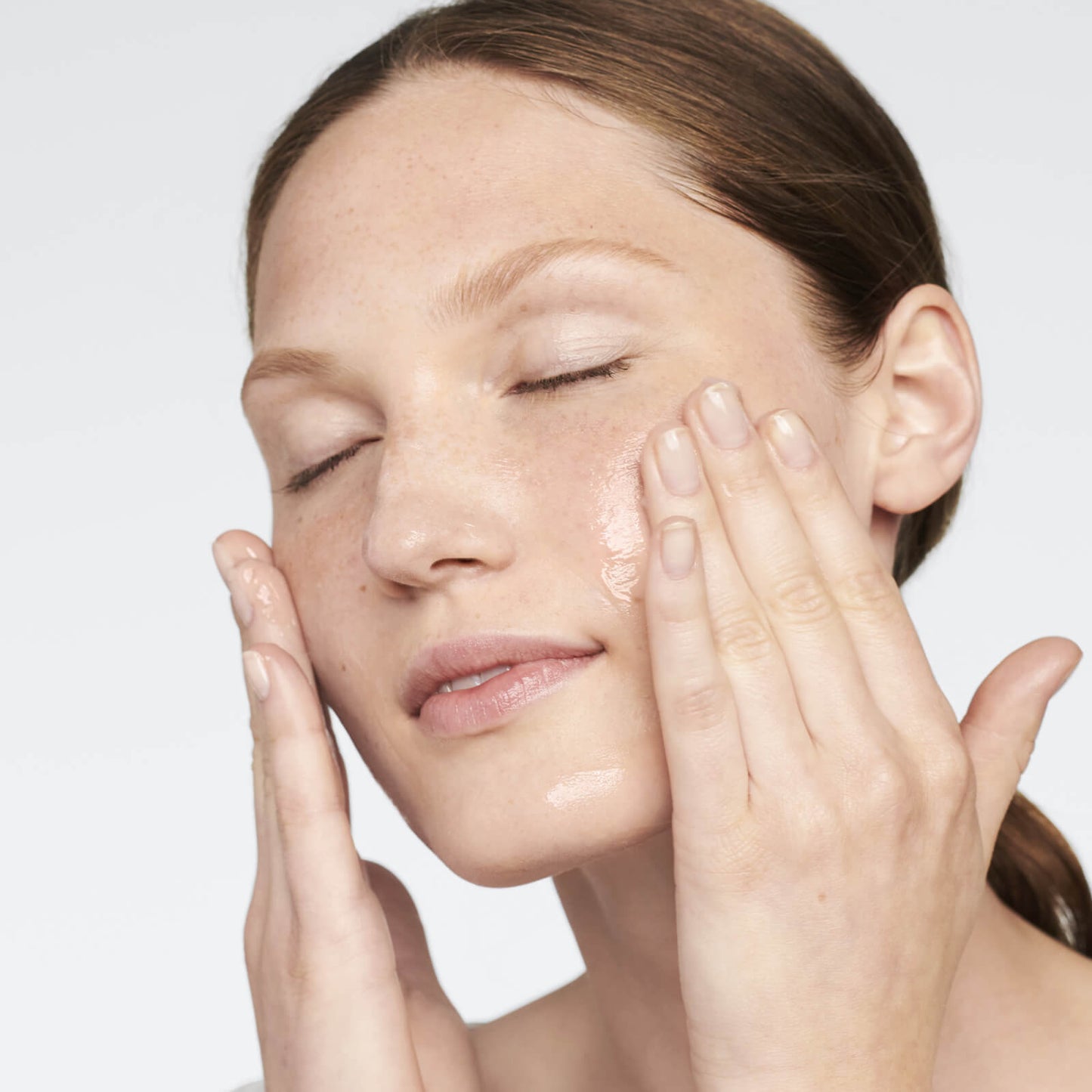 Clinique Moisture Surge™ SPF 25 Sheer Hydrator