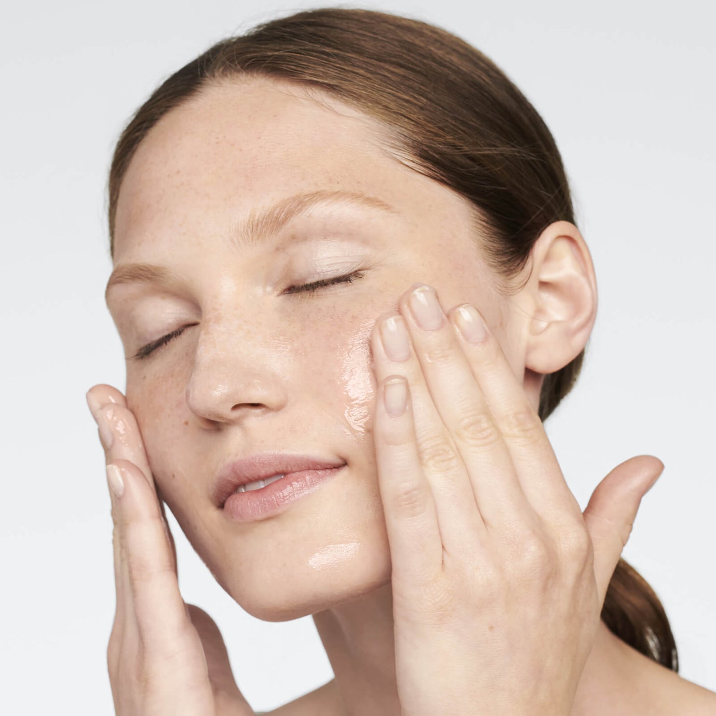 Clinique Moisture Surge™ SPF 25 Sheer Hydrator