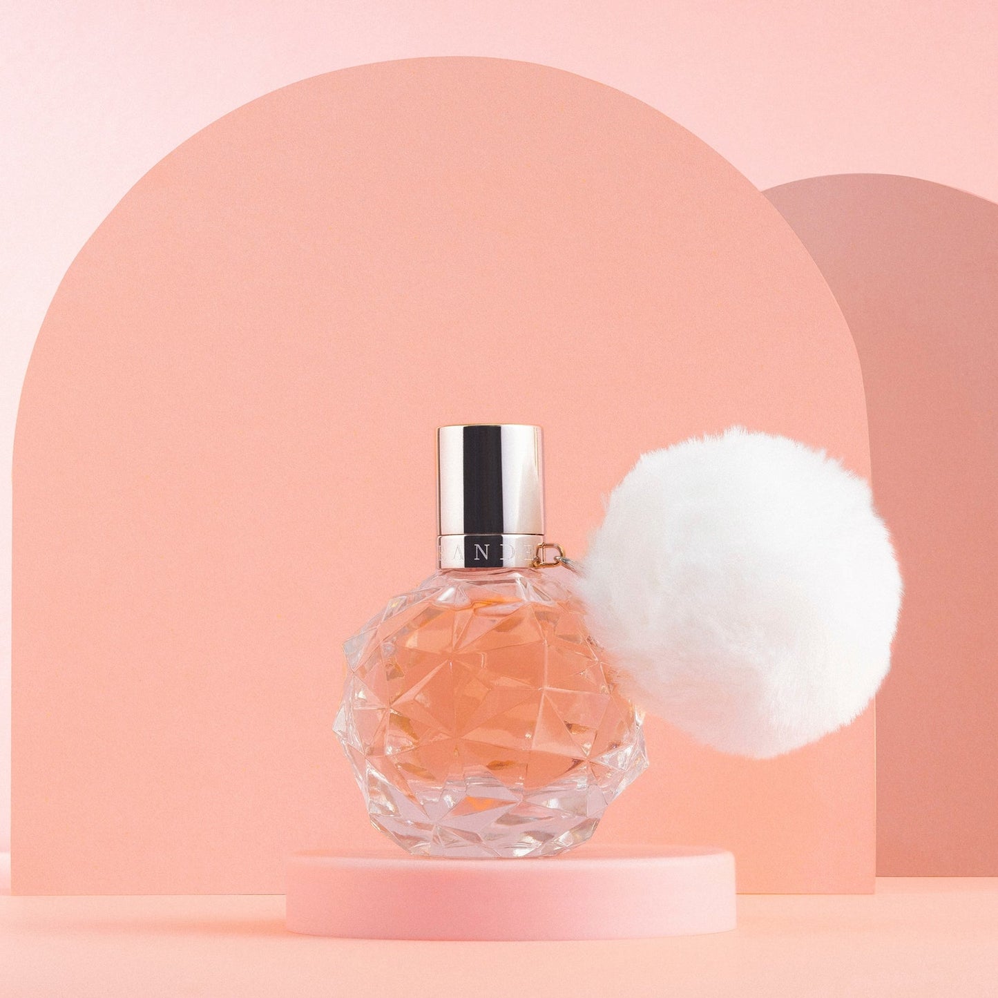 Ariana Grande Ari Eau de Parfum