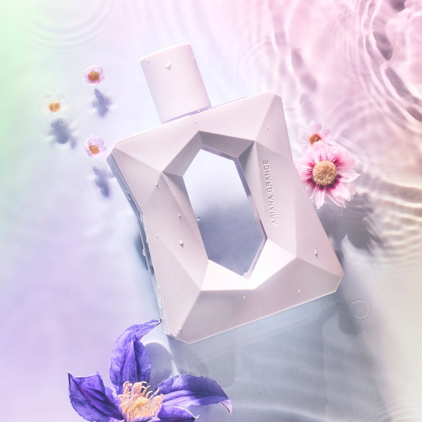 Ariana Grande God is a woman Eau de Parfum