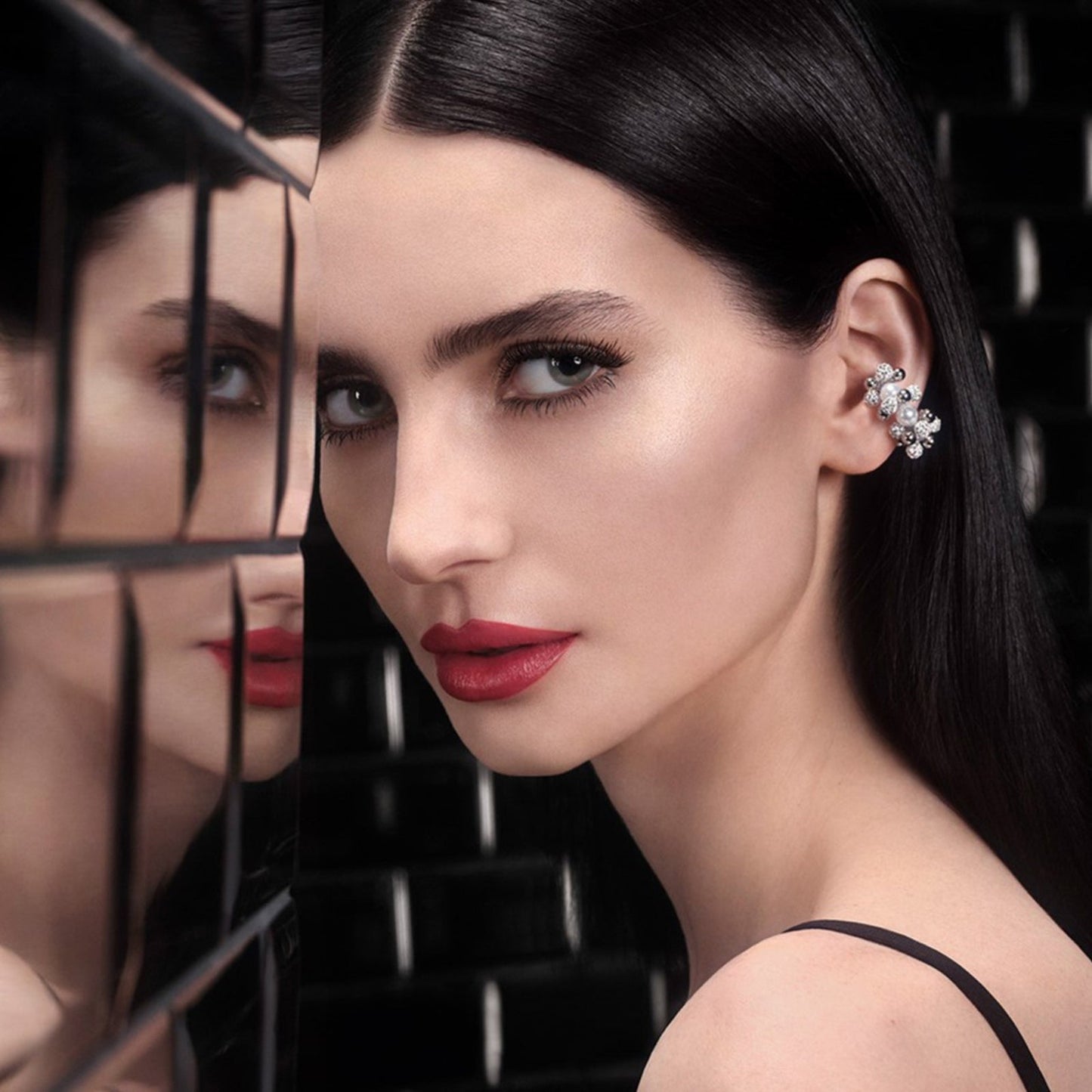 Givenchy L’Interdit Couture Volume