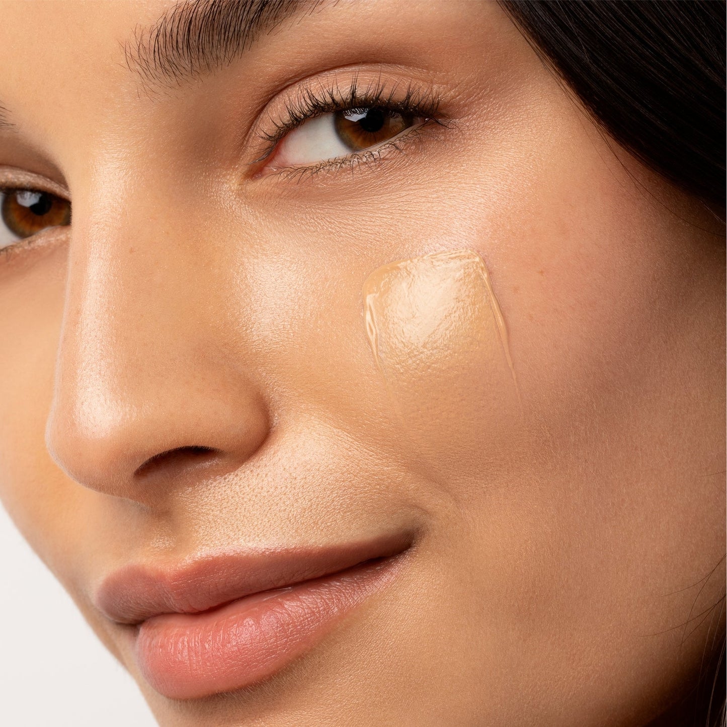 Chantecaille JUST SKIN TINTED MOISTURIZER SPF 15