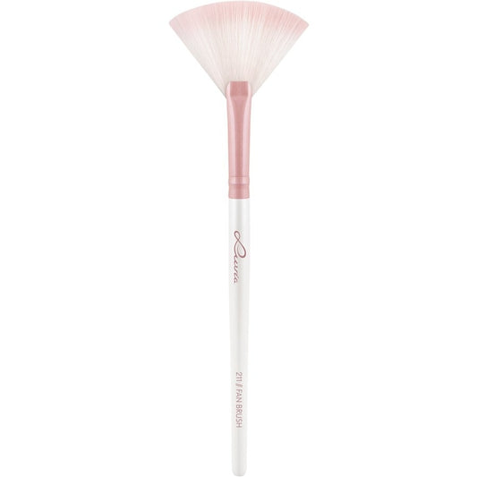 Luvia 211 // Fan Brush - Prime Vegan Candy
